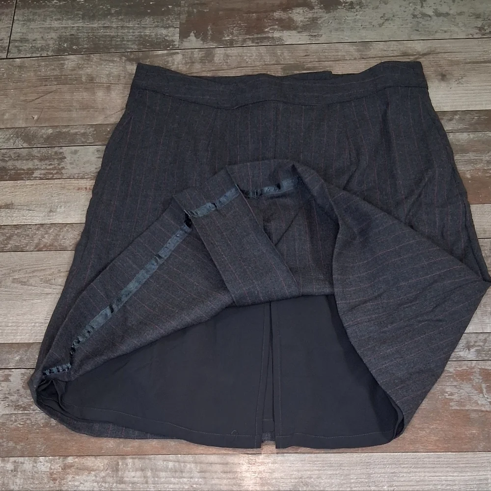 Lilly Pulitzer Pinstripe Wool Skirt Charcoal Gray Pink Pleated Lined Sz 6